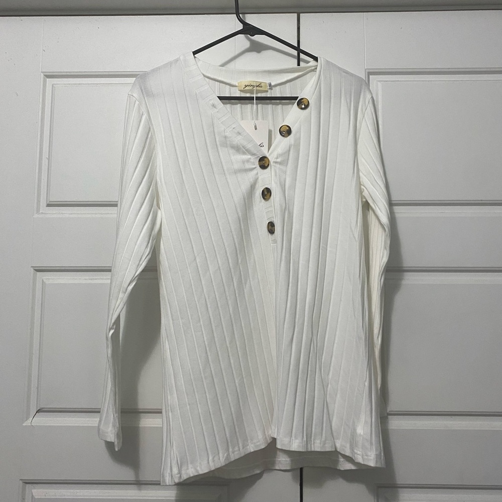 Yingkis Women's V-Neck Waffle Knit Thermal Button Cuffs White Color Size XL NWT